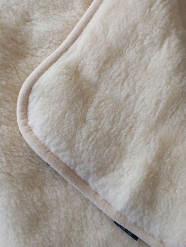 Manta doble de Pura Lana  Virgen de Merino 105