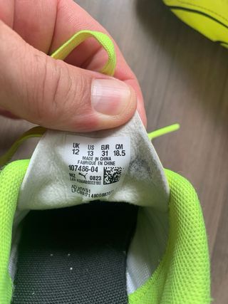 Botas futbol niño talla 31