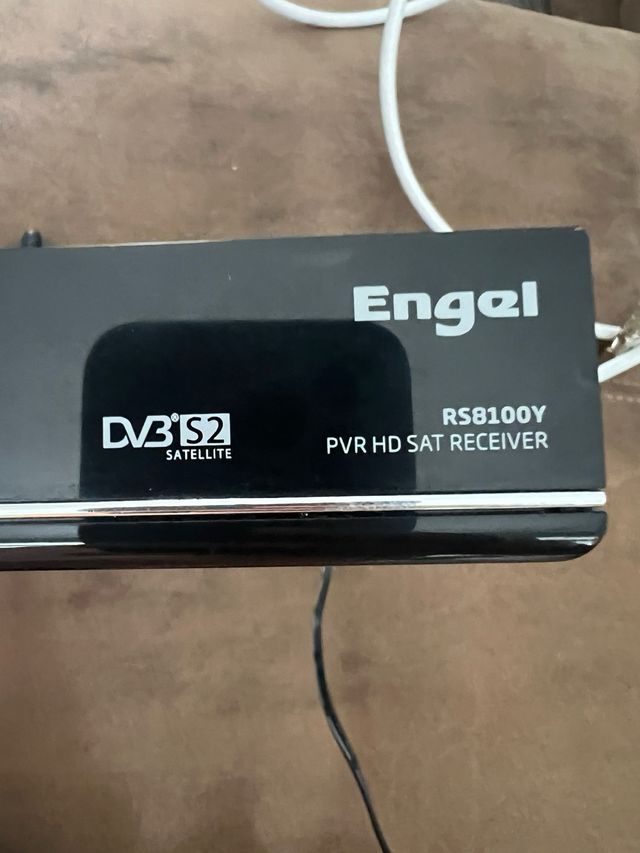 Decodificador Engel RS8100Y