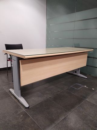 Mesa de oficina 