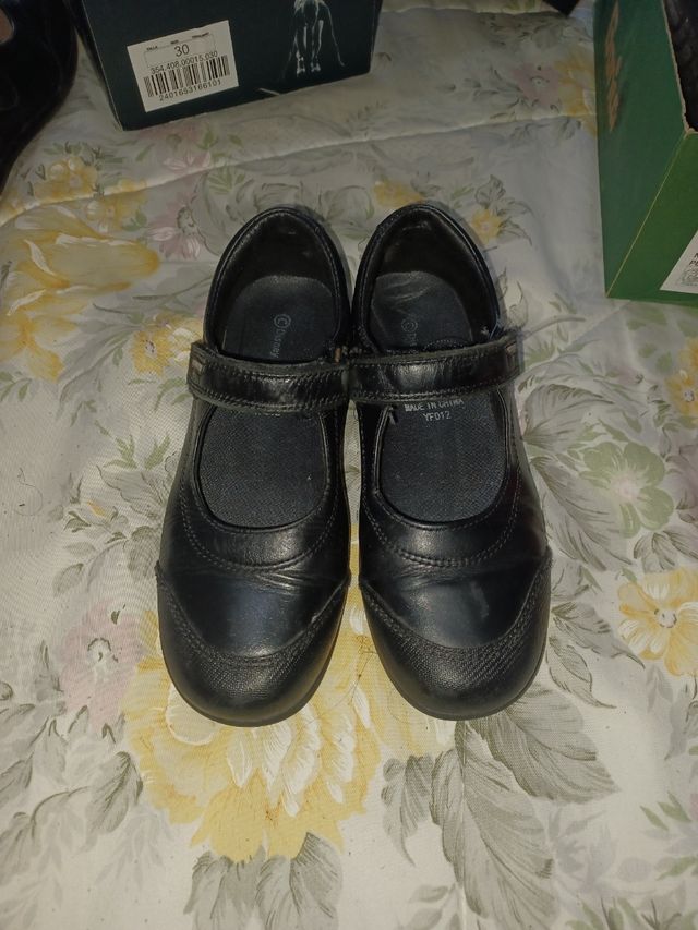 ZAPATOS DE COLEGIO
