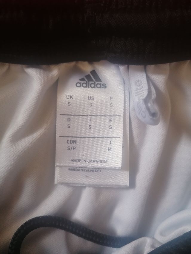 Pantaloncini neri Adidas