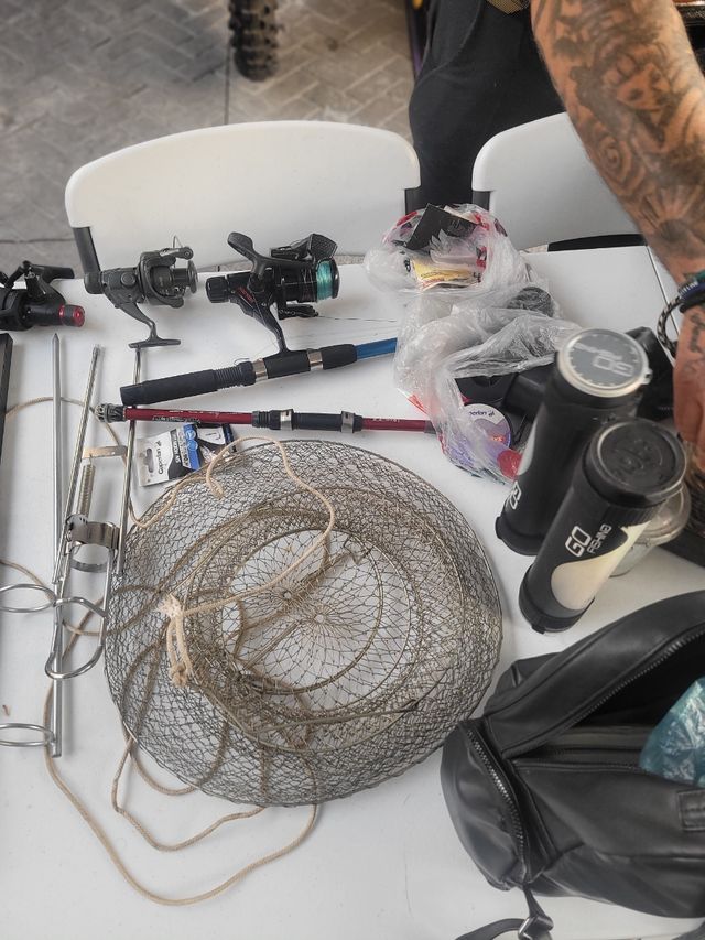 Pack pesca cañas y artículos de pesca