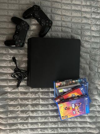 Ps4 con 2 mandos