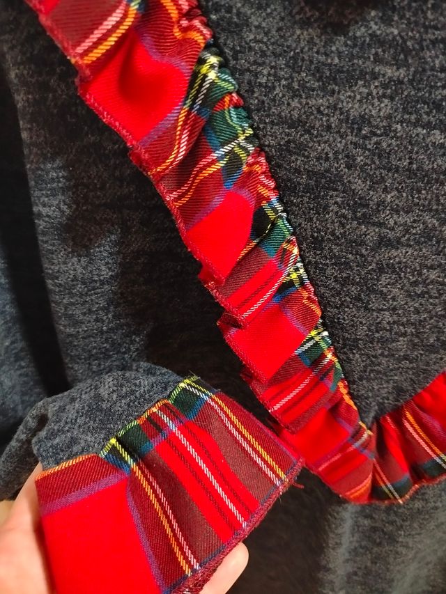 Vestido detalle volantes