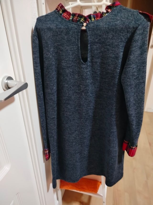 Vestido detalle volantes