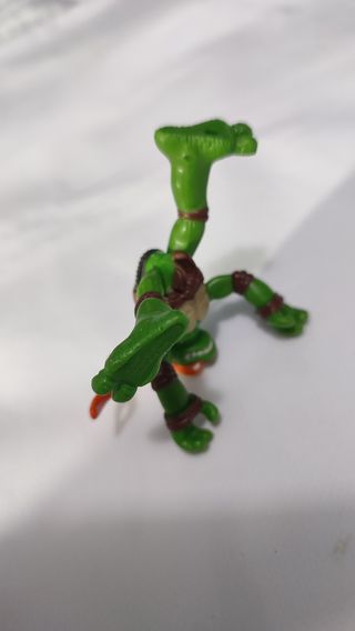 FIGURA 6,5CM MICHELANGELO DE LAS TORTUGAS NINJA 🍕