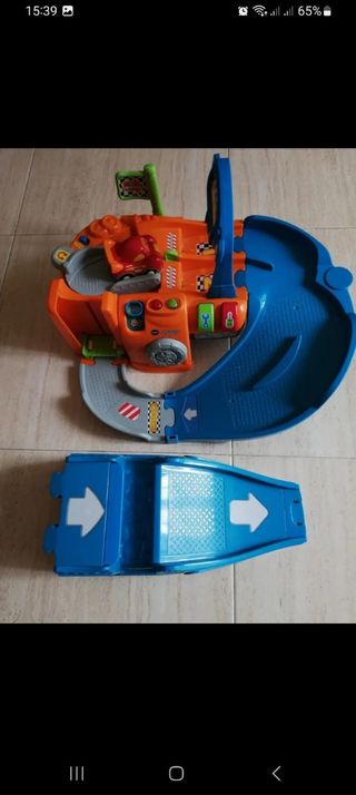 Pista de coches tuc tuc