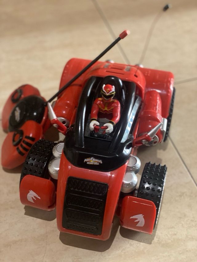 Coche teledirigido Power Ranger