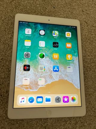 Ipad Air 32GB plata año 2014