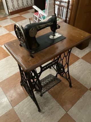 Máquina de coser singer