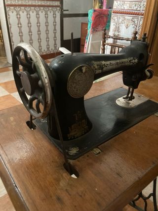 Máquina de coser singer