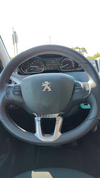 Peugeot 208 2019