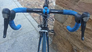 Bicicleta  carretera Focus CAYO CARBONO 