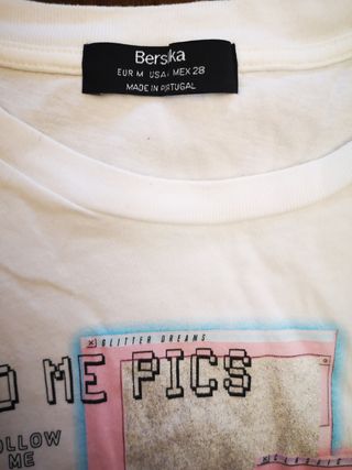 Camiseta corta y ancha Bershka 