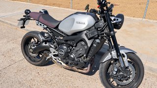 YAMAHA XSR 900