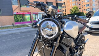 YAMAHA XSR 900