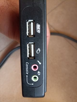 CONMUTADOR CONCEPTRONIC KVM 2 VGA 2 PCS