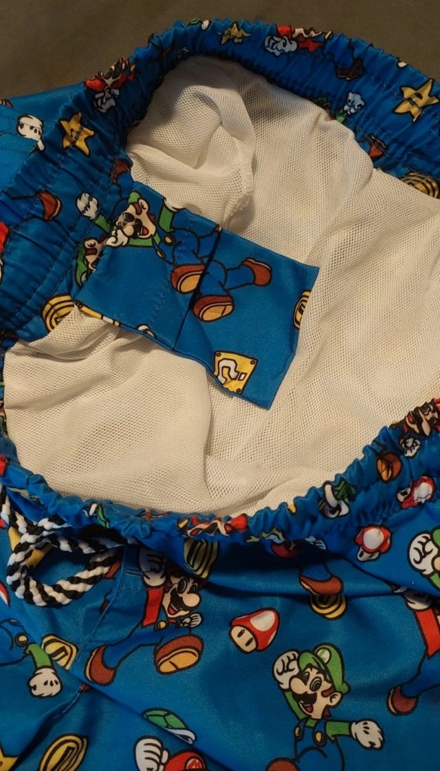 A ESTRENAR BAÑADOR SÚPER MARIO Y LUIGI