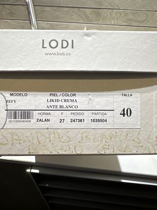 Novia pedrería blanco roto