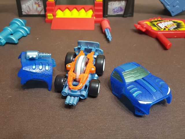 Boom city Racer Factory con coche