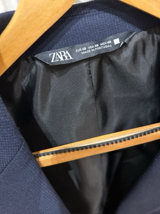 Traje juvenil Caballero Zara. Talla 48
