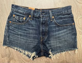 Levis corto azul talla 26