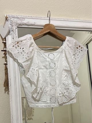 Top bordado volante Zara Talla L