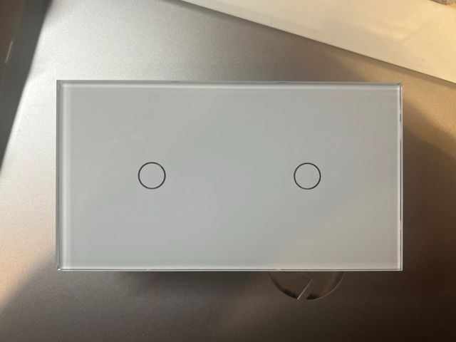 Interruptor doble táctil