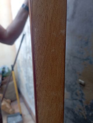 Puerta de interior decorada