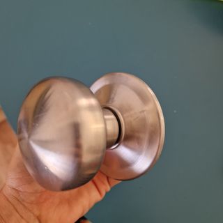 POMO de  puerta  NUEVO