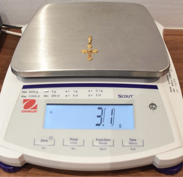 CRUZ DE ORO 18K/3.1Gr