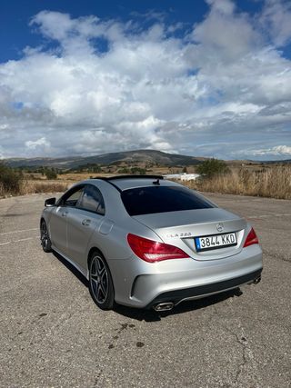 Mercedes-Benz Clase CLA 220 CDI 2015