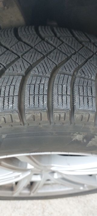 RUEDA VOLVO XC 60. NEUMATICOS INVIERNO 
