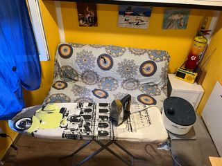 Ferro da stiro con asse