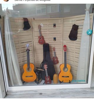 Clases de Guitarra y ukelele