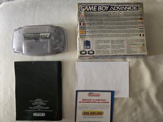 Consola Nintendo Gameboy Advance con caja completa