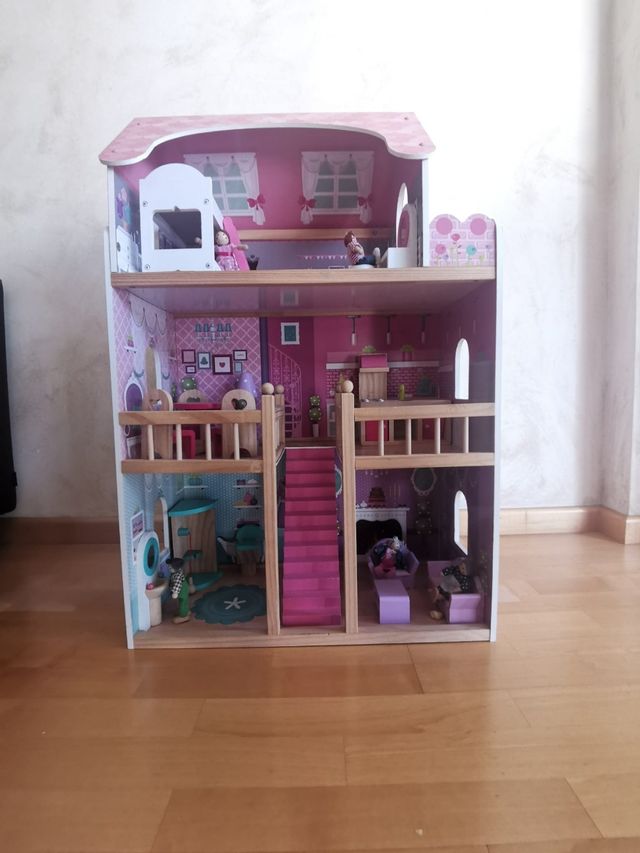 Casa de muñecas Eurekakids