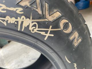 AVON F3000-gomma usata da Felipe Massa autografata