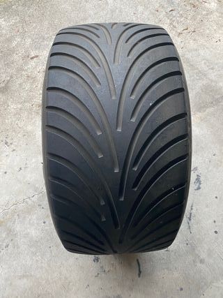 AVON F3000-gomma usata da Felipe Massa autografata
