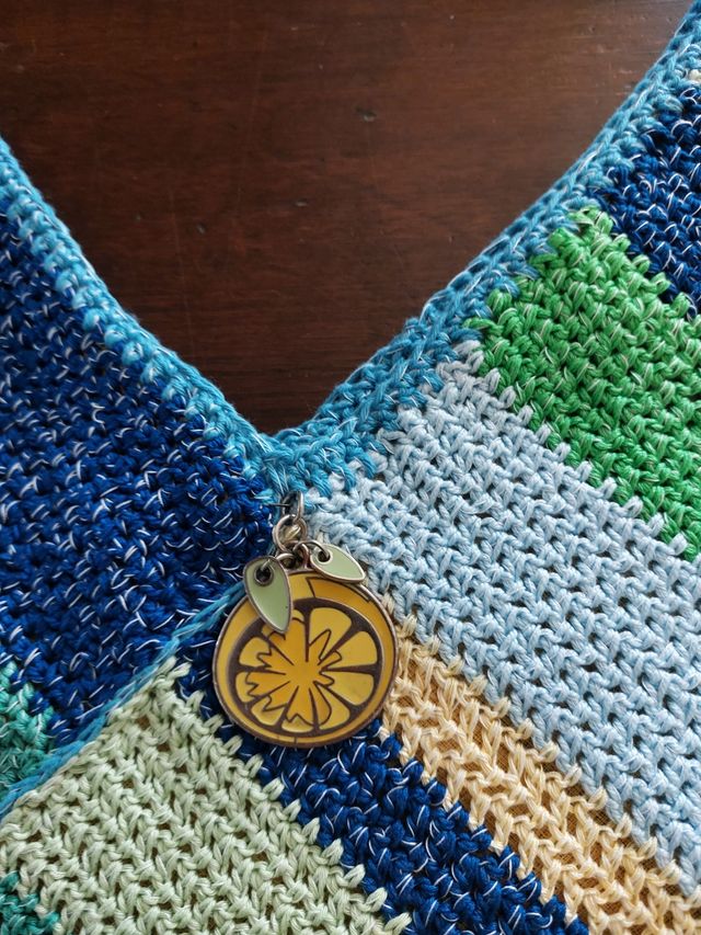 Borsa grande all'uncinetto