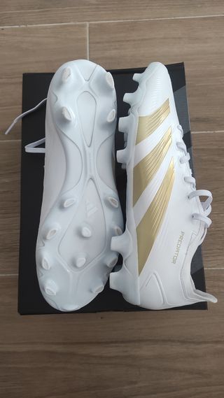 Botas fútbol nuevas