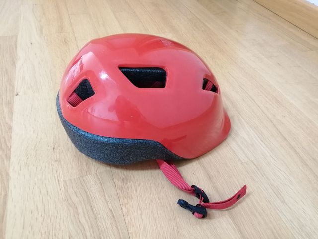 CASCO INFANTIL ROJO BTWIN 500 S
