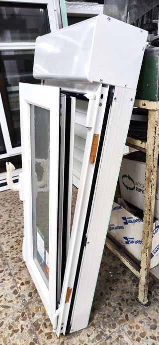 Ventana Abatible oscilobatiente 46,5 x 107 - NUEVA