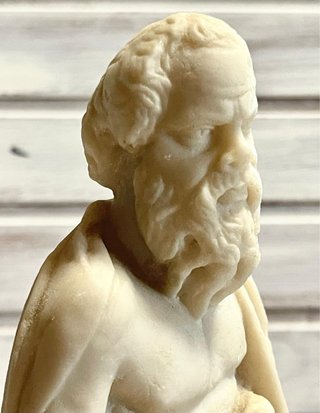 FIGURA DE MARMOLINA DE PLATÓN
