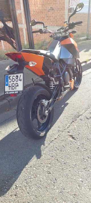 ktm Duke 690