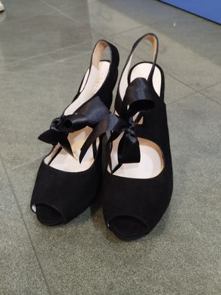 Zapatos de fiesta negros