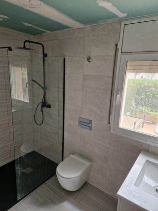 Albañil con 20 años de experiencia