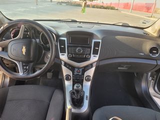 Chevrolet Cruze 2012