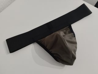 Huevero suspensorio masculino de cuerda